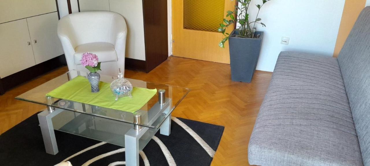 סווטי יוראי Apartment Danica מראה חיצוני תמונה