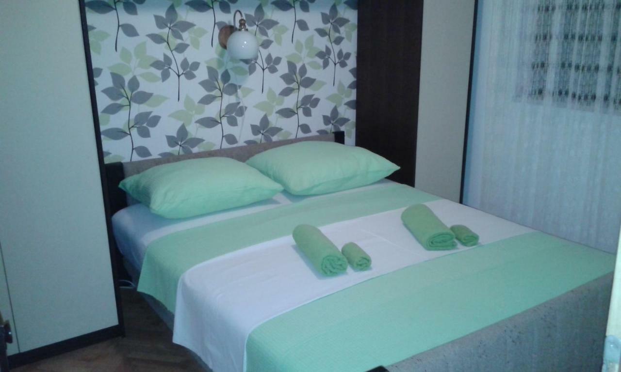 סווטי יוראי Apartment Danica מראה חיצוני תמונה